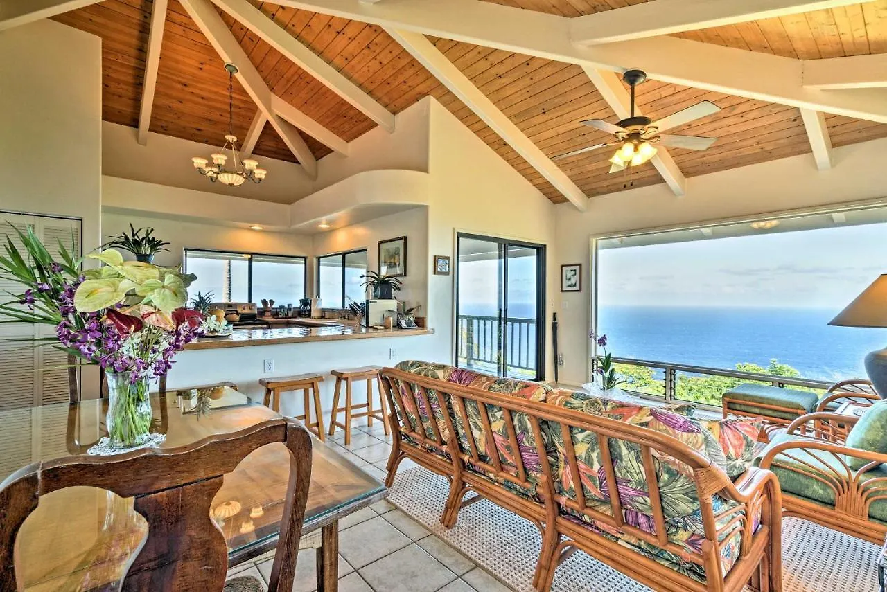 Cliff House With Waipio Valley Views - On 43 Acres! Villa Kukuihaele 0*,